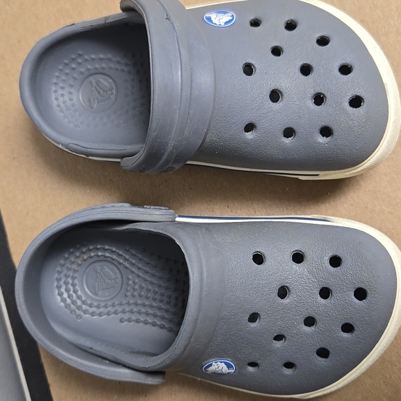 CROCS Toddler Gray Water Shoes - Picture 2 of 8